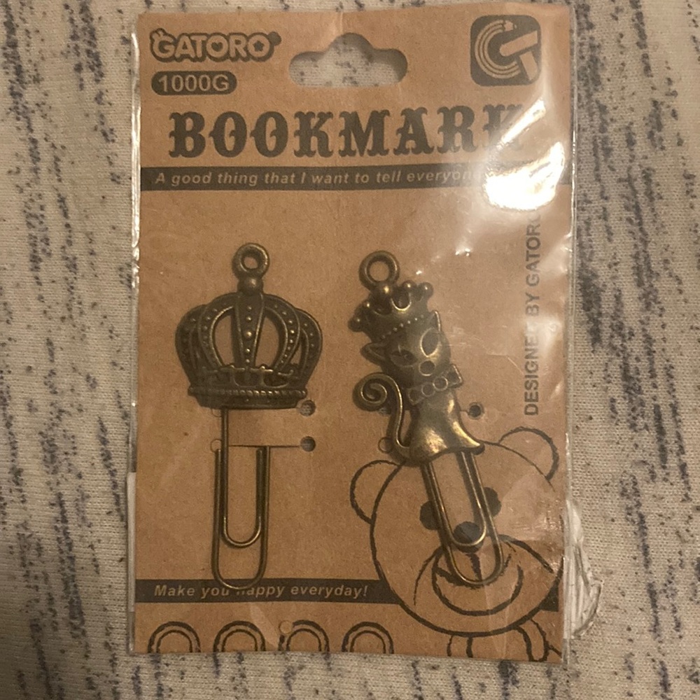 Gatoro Dark Gold Bookmarks